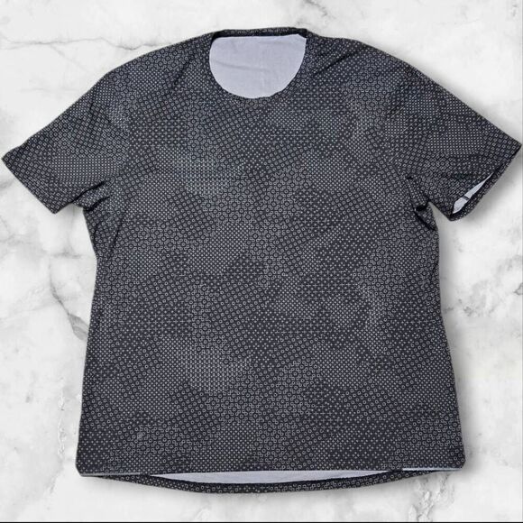 Lululemon Mens XL Relaxed Fit Tee Shirt - Picture 1 of 2